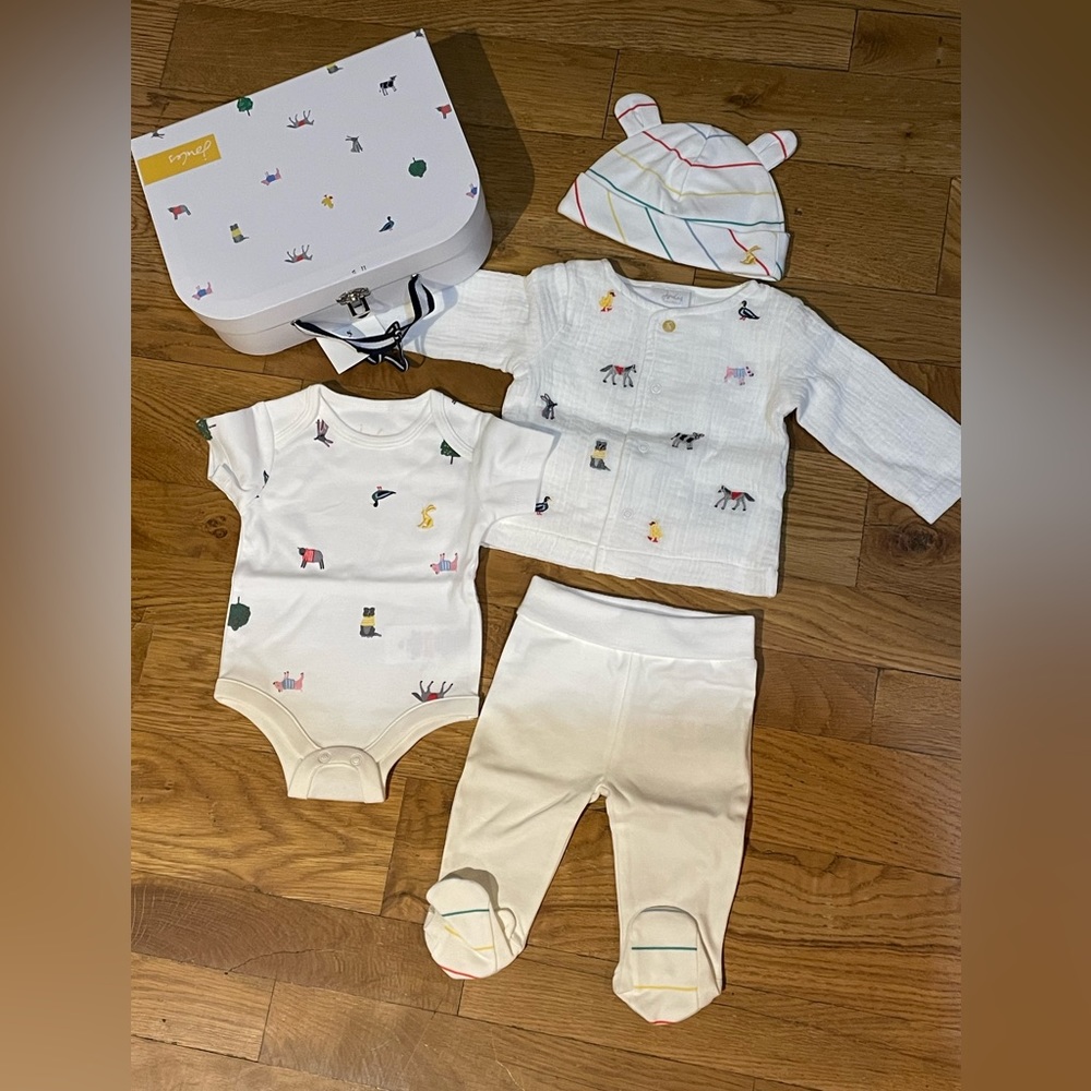 NEW baby gift set